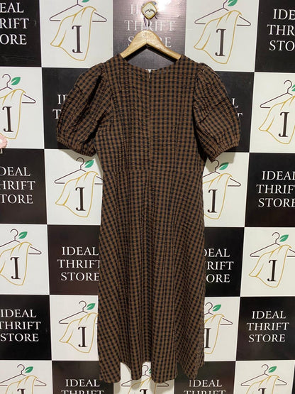 LILY LOVES |L| BUST 20| B15| VINTAGE GINGHAM CHECK MIDI DRESS – BROWN AND BLACK PLAID STYLE