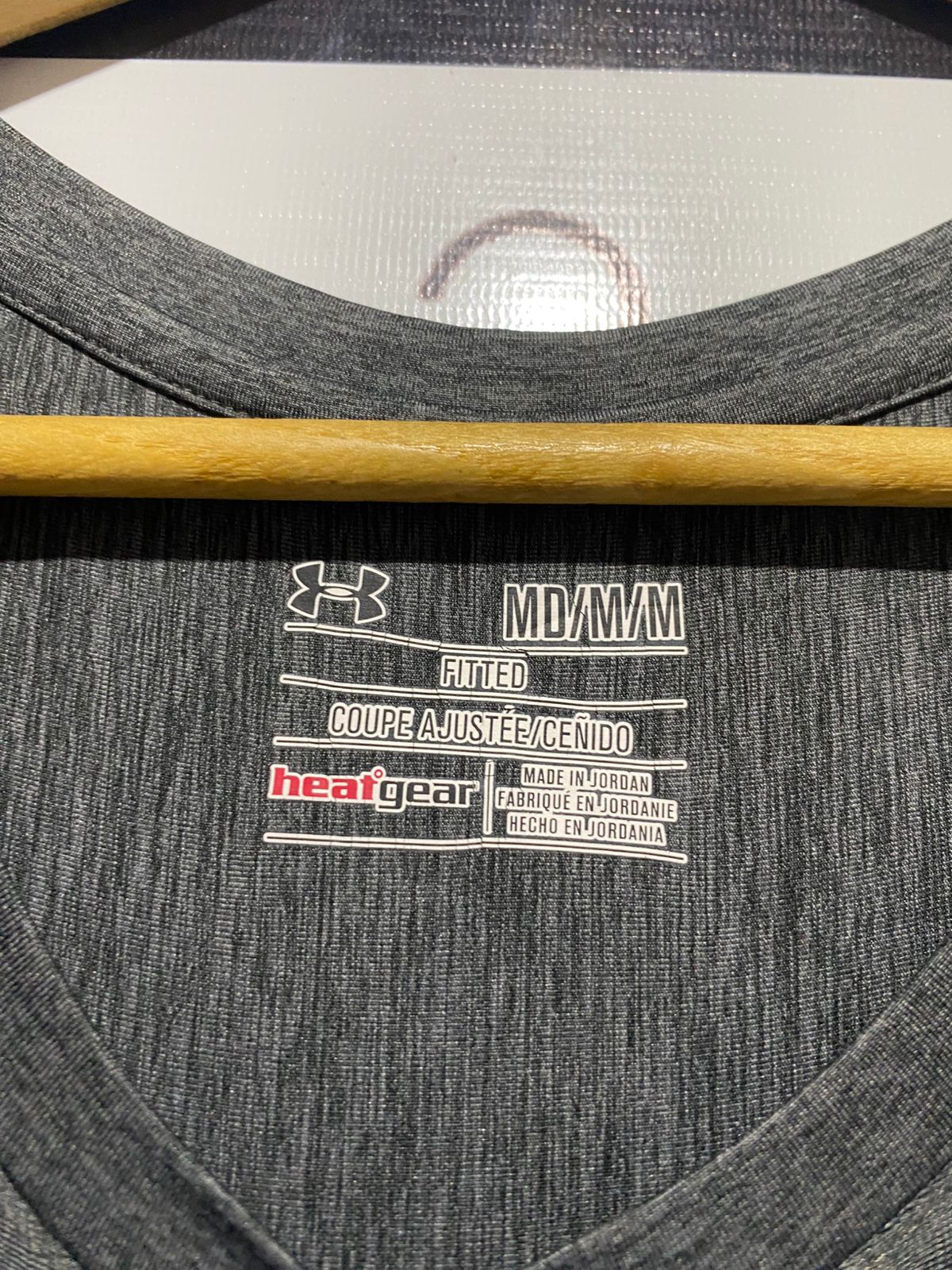 ANDER ARMOUR |M| BUST 19| B15| HEATGEAR SHORT SLEEVE PERFORMANCE T-SHIRT