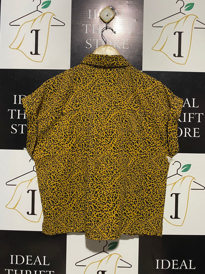 NEW LOOK |M| BUST 21| B14| MUSTARD LEOPARD PRINT CAP SLEEVE BUTTON-DOWN SHIRT