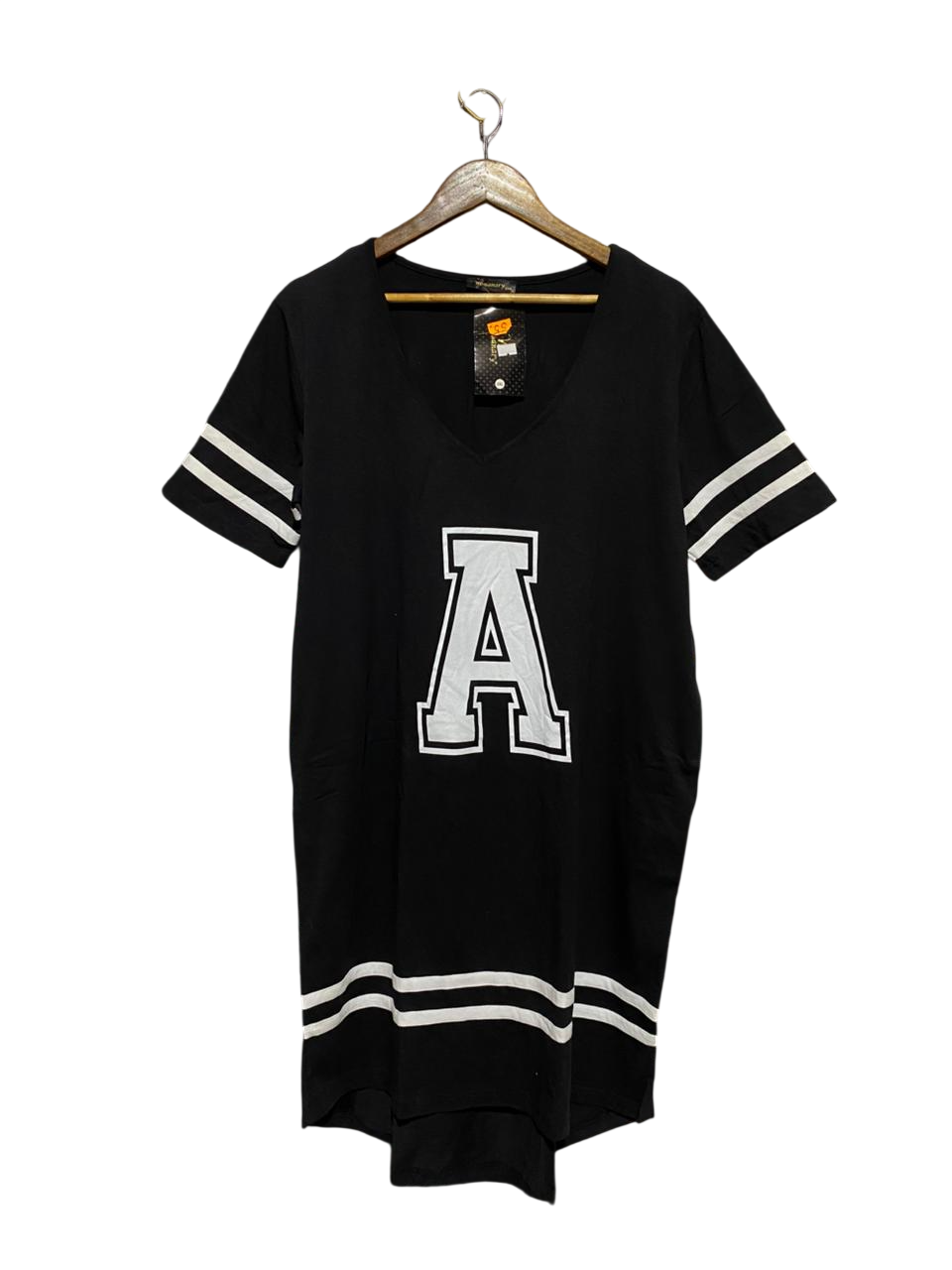 WOMANARY |XL| BUST 23| B15| ATHLETIC VARSITY STYLE BLACK T-SHIRT DRESS
