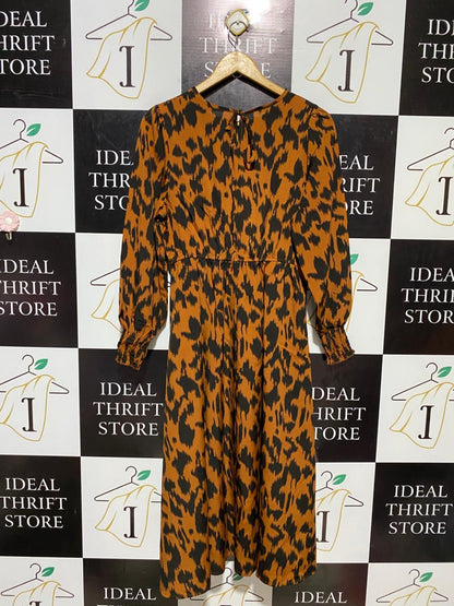|M| BUST 18| B16| CHIC LEOPARD PRINT MIDI DRESS WITH SMOCKED CUFFS