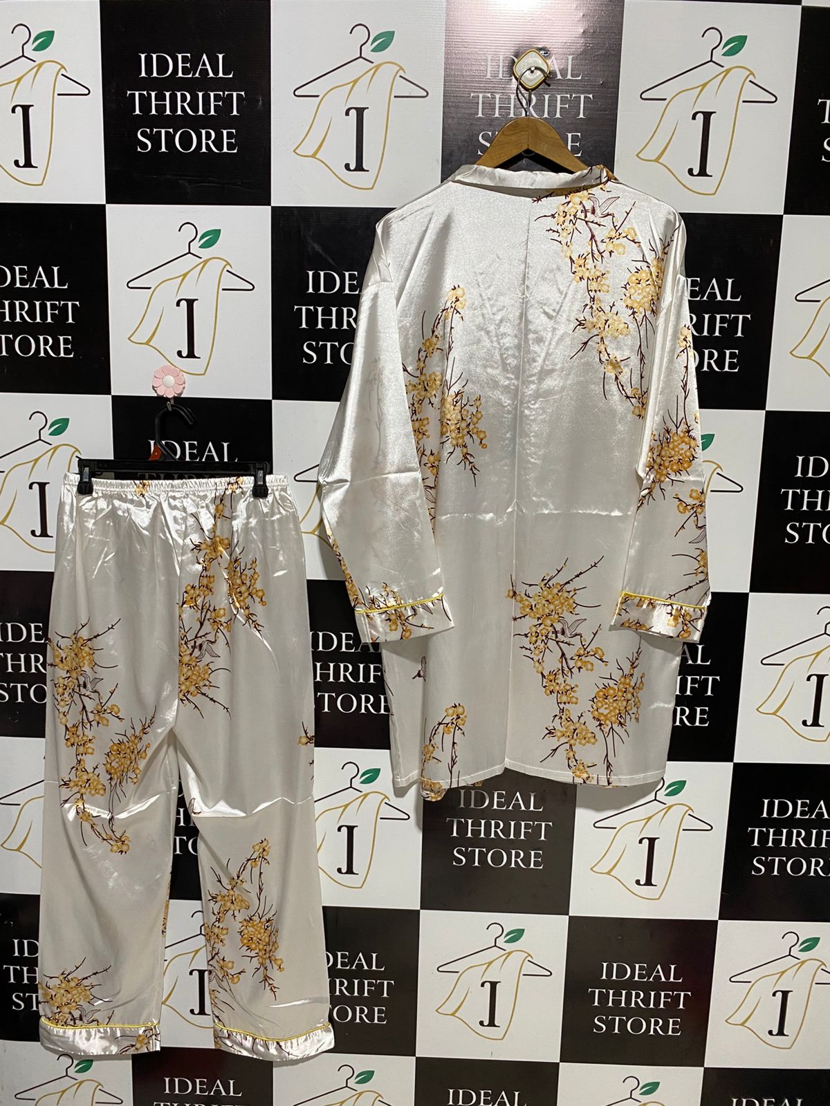 |XL| B15| LUXURY SILK CHERRY BLOSSOM ROBE & PAJAMA SET
