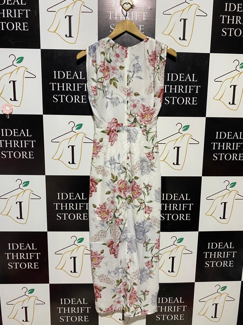 DOTTI |M| BUST 16| B15| WHITE FLORAL V-NECK MAXI DRESS