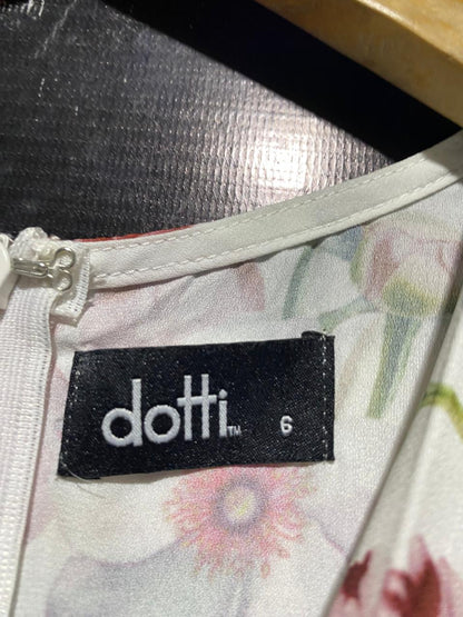 DOTTI |M| BUST 16| B15| WHITE FLORAL V-NECK MAXI DRESS