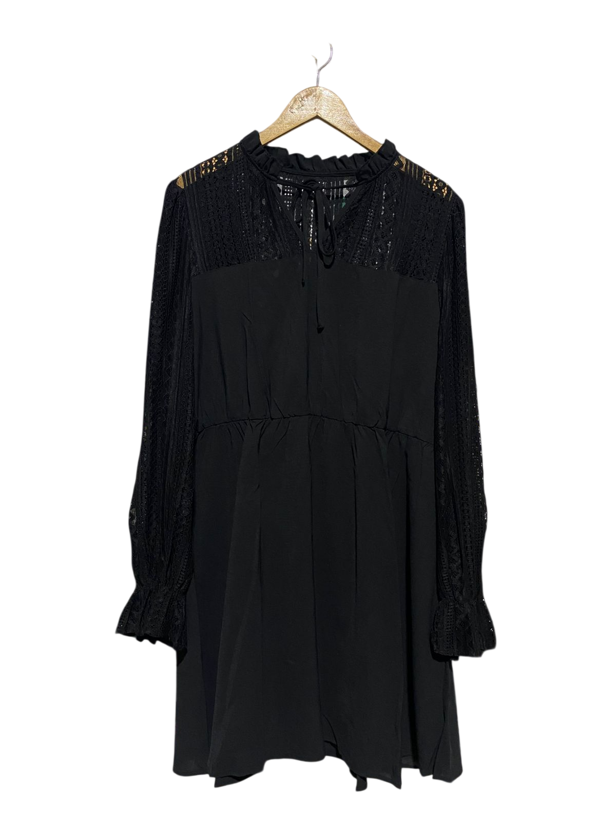 SHEIN CURVE |XL| BUST 22| B16| VINTAGE-INSPIRED BLACK MINI DRESS WITH LACE PANELING & RUFFLE NECK