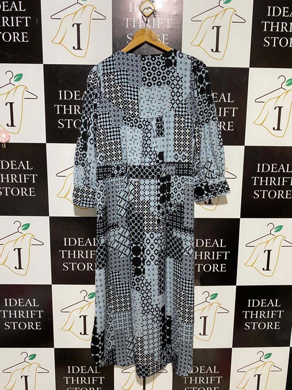NEXT |L| BUST 21| B16| MONOCHROME GEOMETRIC PATCHWORK PRINT MIDI DRESS