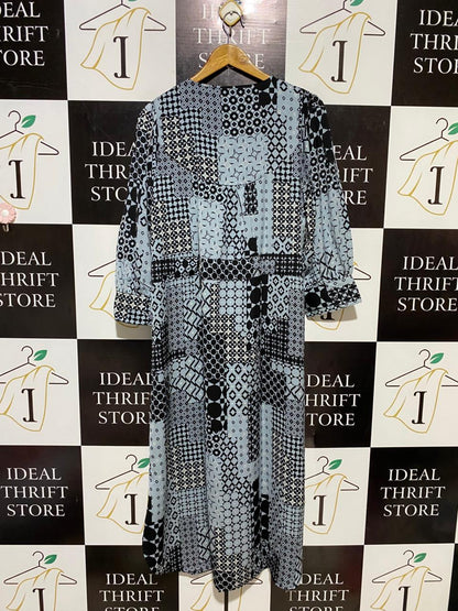 NEXT |L| BUST 21| B16| MONOCHROME GEOMETRIC PATCHWORK PRINT MIDI DRESS