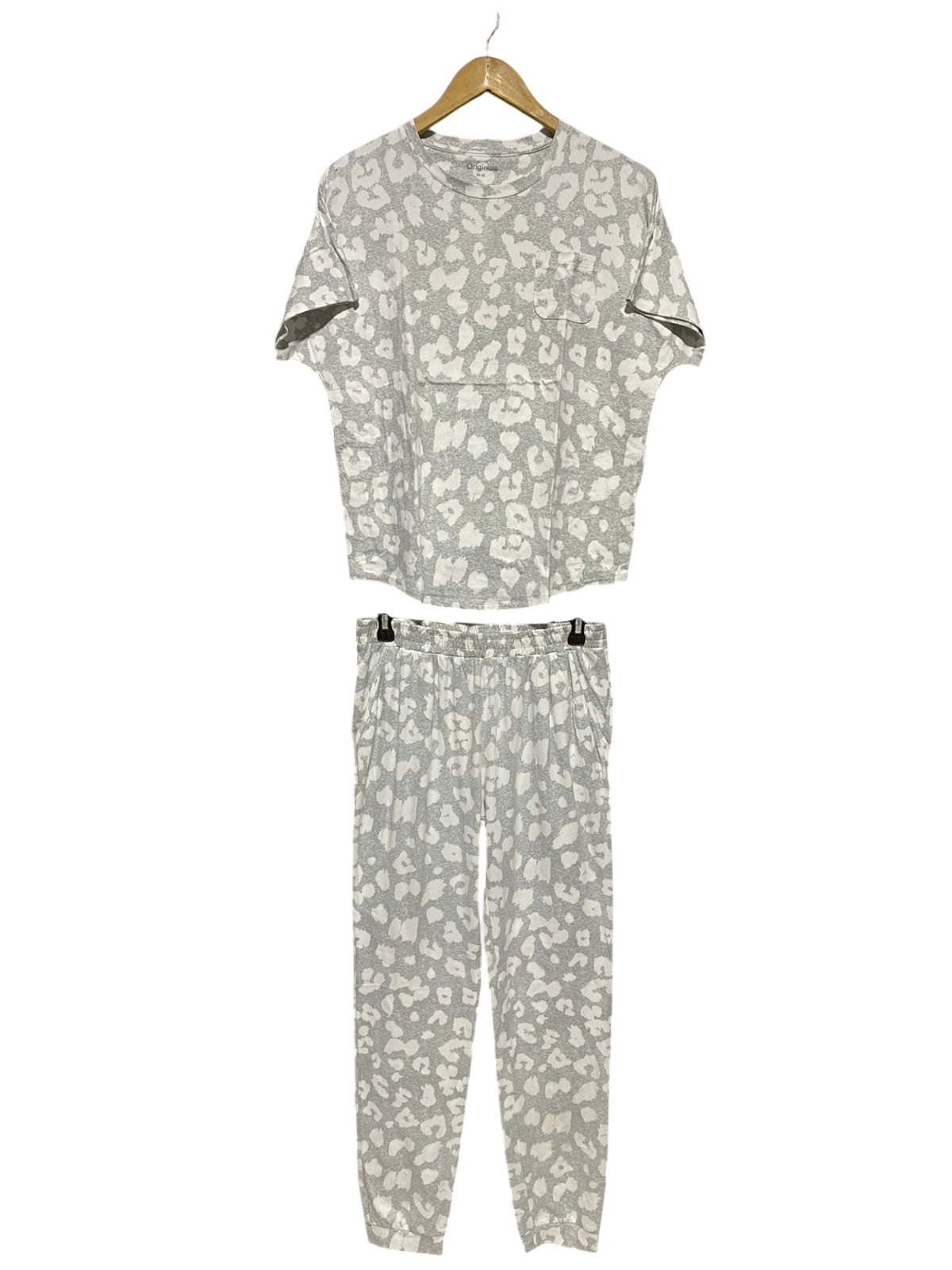ORIGINALS |L| B26| GREY SNOW LEOPARD LOUNGEWEAR CO-ORD SET