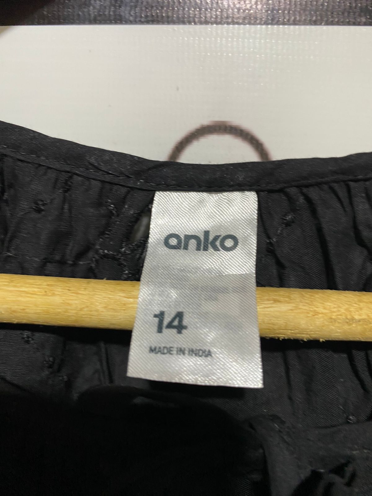ANKO |XL| BUST 23| B17|  BLACK EYELET EMBROIDERY BLOUSE