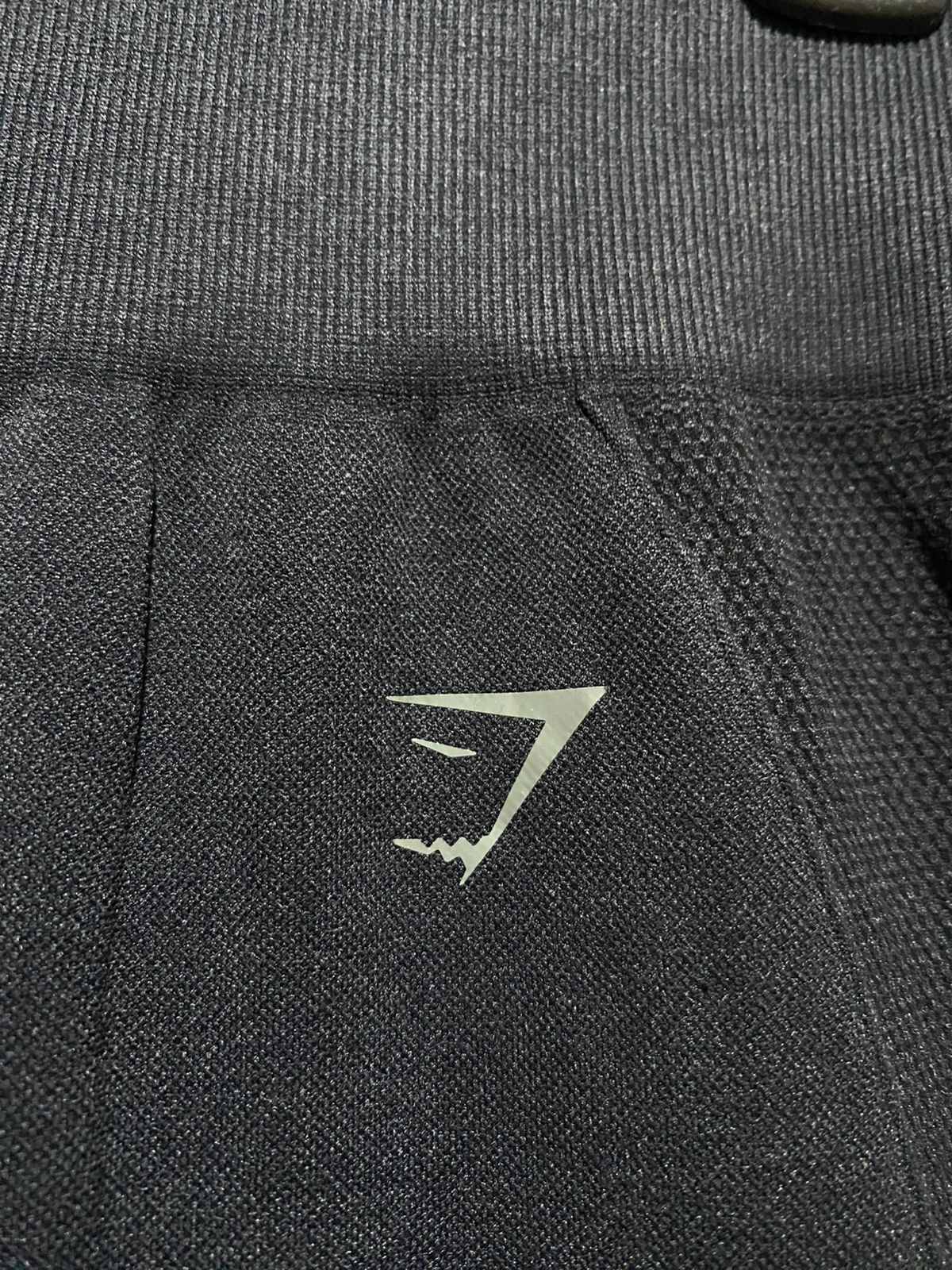 GYM SHARK |XS| WAIST 25| B17| WOMEN’S VITAL SEAMLESS 2.0 HIGH-WAISTED LEGGINGS BLACK