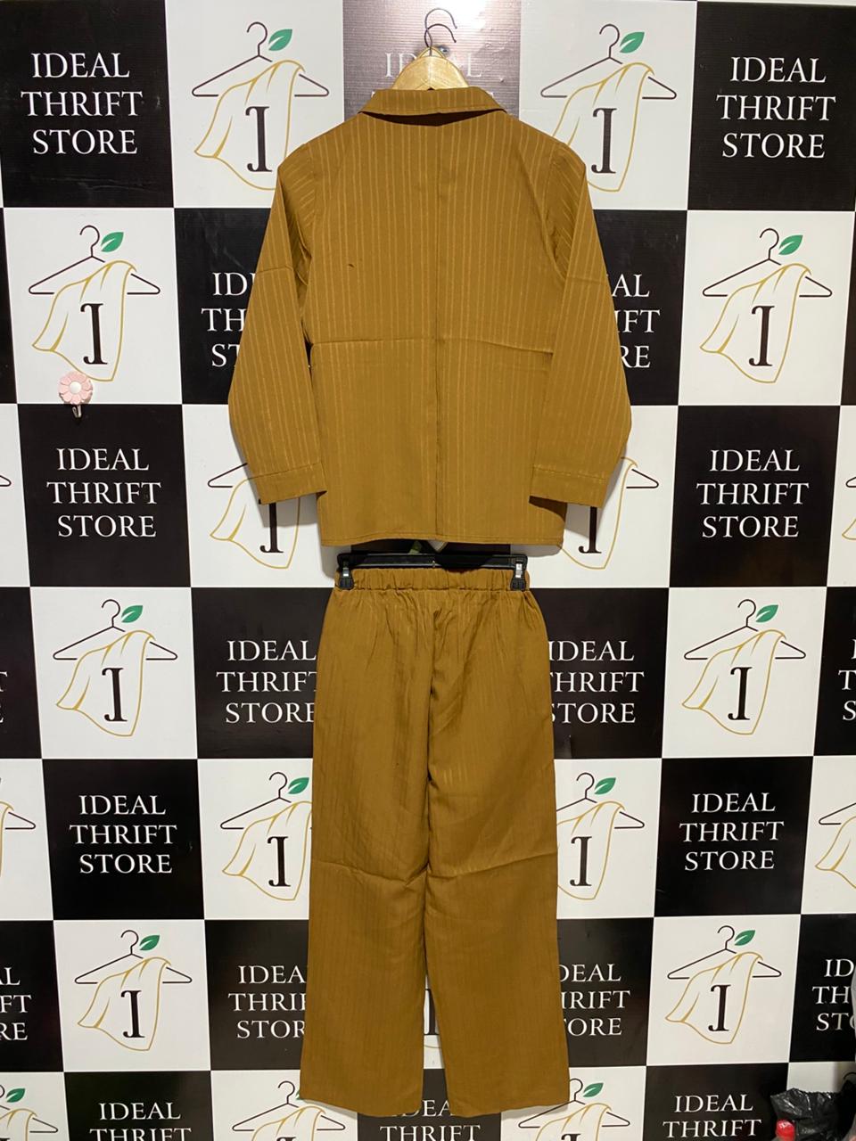 STRIPED BUTTON-DOWN SHIRT |S| B17| STRAIGHT-LEG PANTS CO-ORD SET