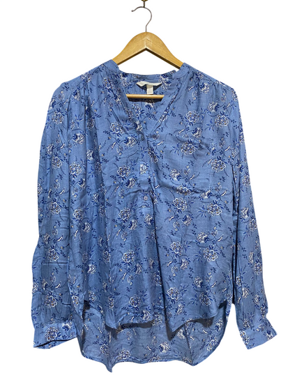H&M | XL| BUST 22| B18| BLUE FLORAL HENLEY BLOUSE WITH HI-LOW HEM
