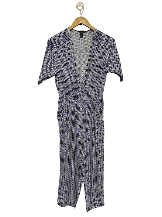 H&M |M| BUST 17| B18| MODERN GEOMETRIC PRINT V-NECK JUMPSUIT
