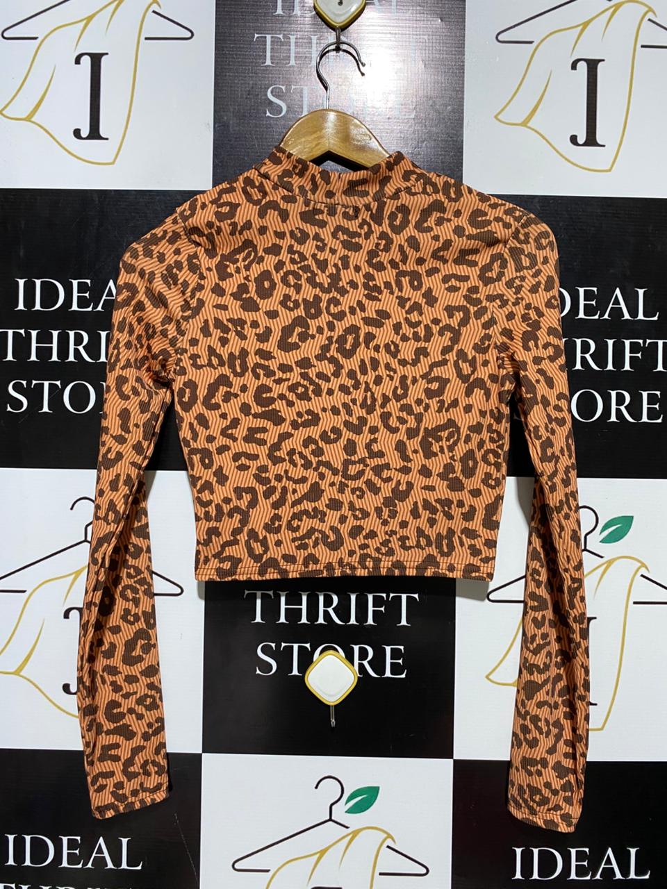 MISS BLUSH |S| BUST 15| B18| CHIC LEOPARD PRINT MOCK NECK CROP TOP