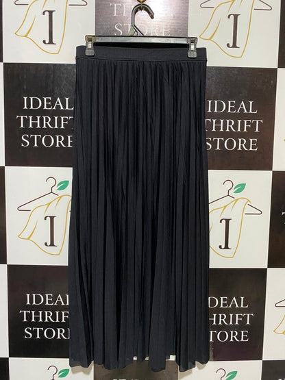 H&M |L|  WAIST 37 | B18|  CHIC BLACK PLEATED MAXI SKIRT