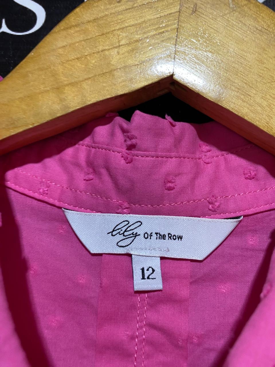 LILY |XL| BUST 20| B18| VIBRANT HOT PINK SWISS DOT BUTTON-DOWN SHIRT