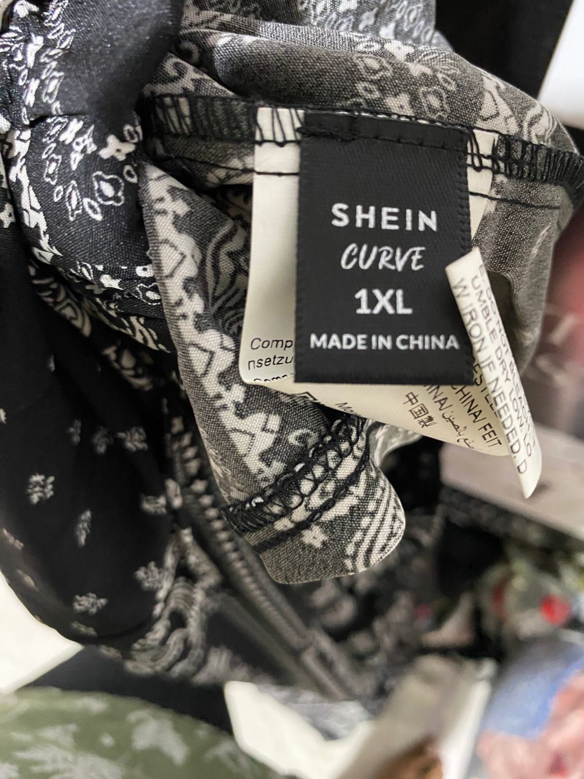 SHEIN CURVE |XL| WAIST 32| B17| ELEGANT BANDANA PAISLEY PRINT WIDE-LEG PALAZZO PANTS