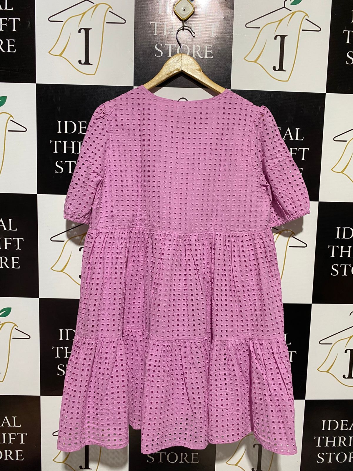 & ME |XL| BUST 21| B17| VIBRANT MAUVE EYELLET EMBROIDERY TIERED MINI DRESS