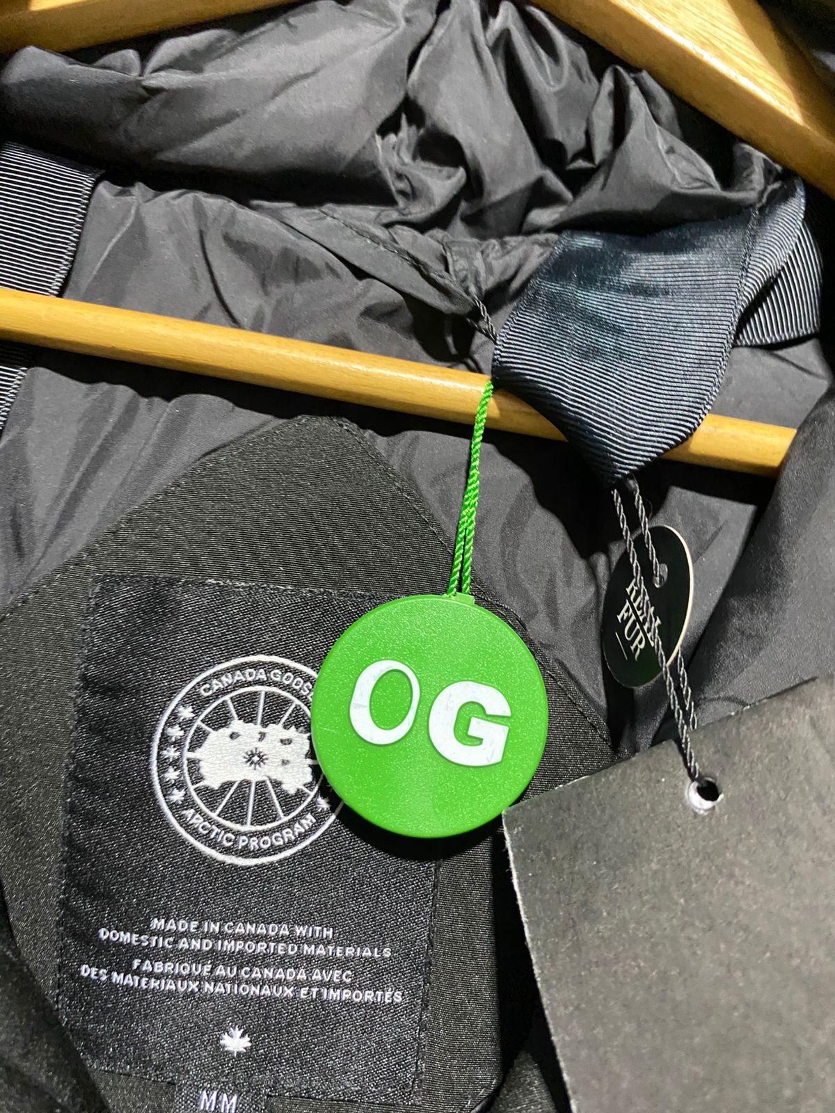 CANADA GOOSE |M/L| BUST 25| B19| BLACK LABEL HOODED PUFFER PARKA JACKET