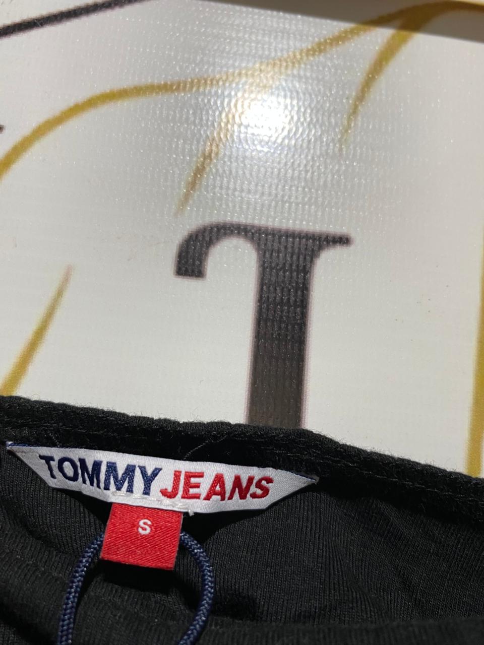 TOMMY JEANS |S| BUST 13| B20| AUTHENTIC BLACK CROPPED CAMI – MULTI-STRAP RACERBACK TOP