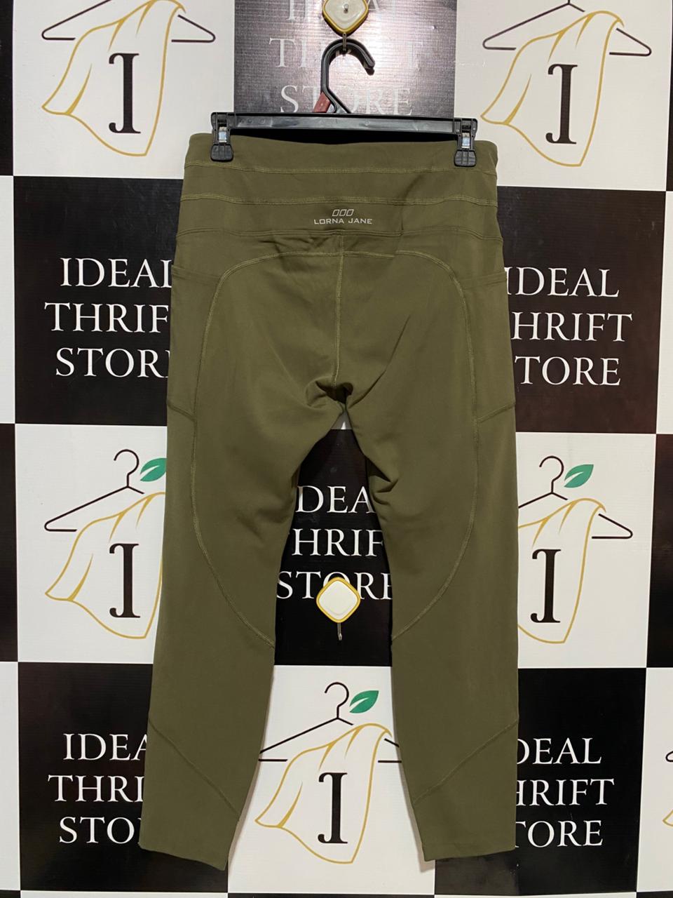 LORNA JANE |M| WAIST 28| B20| OLIVE GREEN 7/8 LEGGINGS – HIGH-RISE ACTIVEWEAR WITH POCKETS