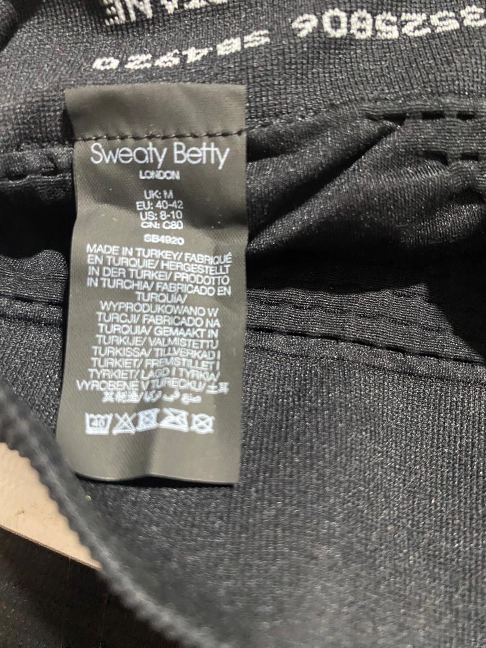 SWEATY BETTY |XS| BUST 12| B21| LONDON WOMEN'S BLACK STAMINA SPORTS BRA