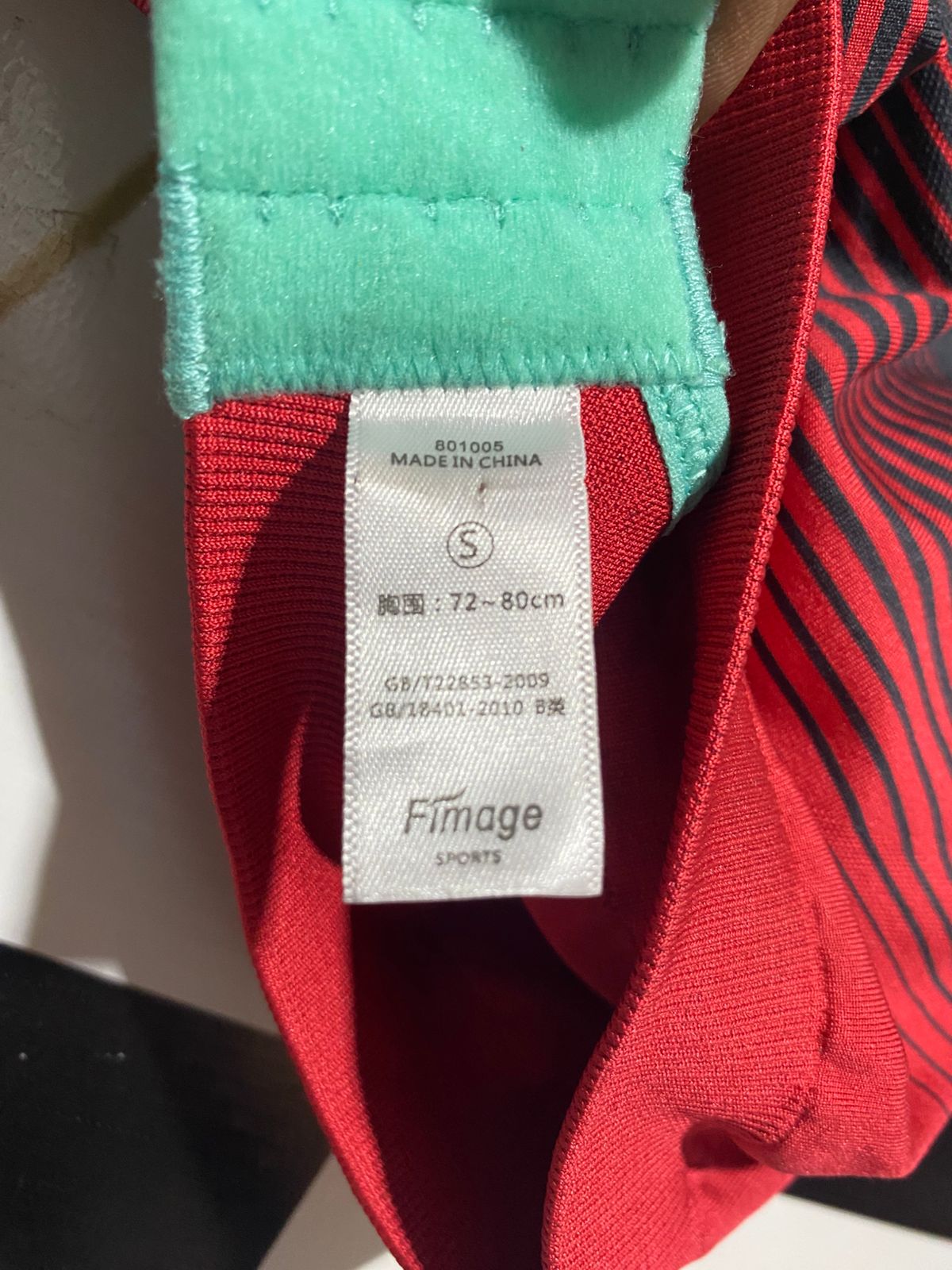 FIMAGE |S| BUST 14| B21| WOMEN'S PREMIUM OMBRE STRIPED SPORTS BRA