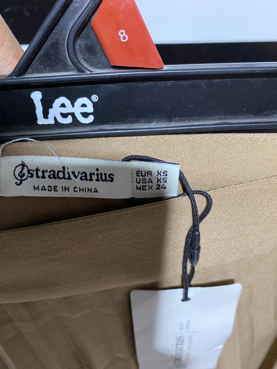 STRADIVARIUS |XS| WAIST 25| B20| TANS PLEATED MIDI SKIRT