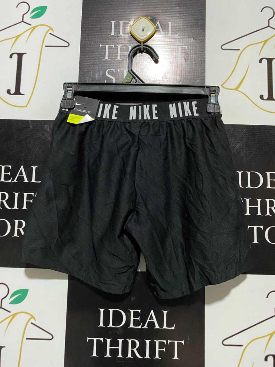 NIKE |S| WAIST 24| B20| WOMEN'S BLACK TRAINING SHORTS WITH LOGO WAISTBAND