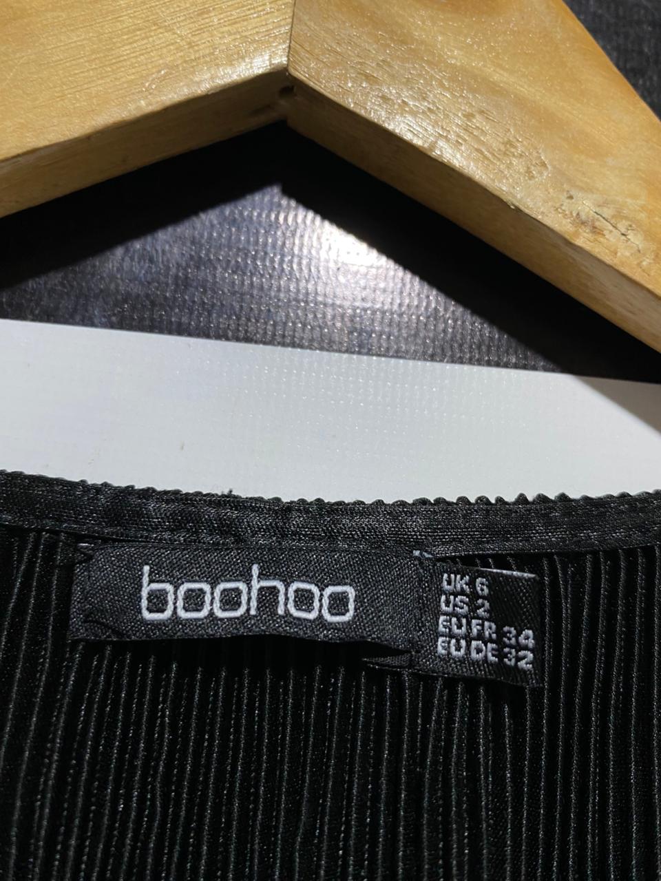 BOOHOO |L| BUST 19| B20| BLACK PLEATED RUCHE FRONT LONG SLEEVE TOP