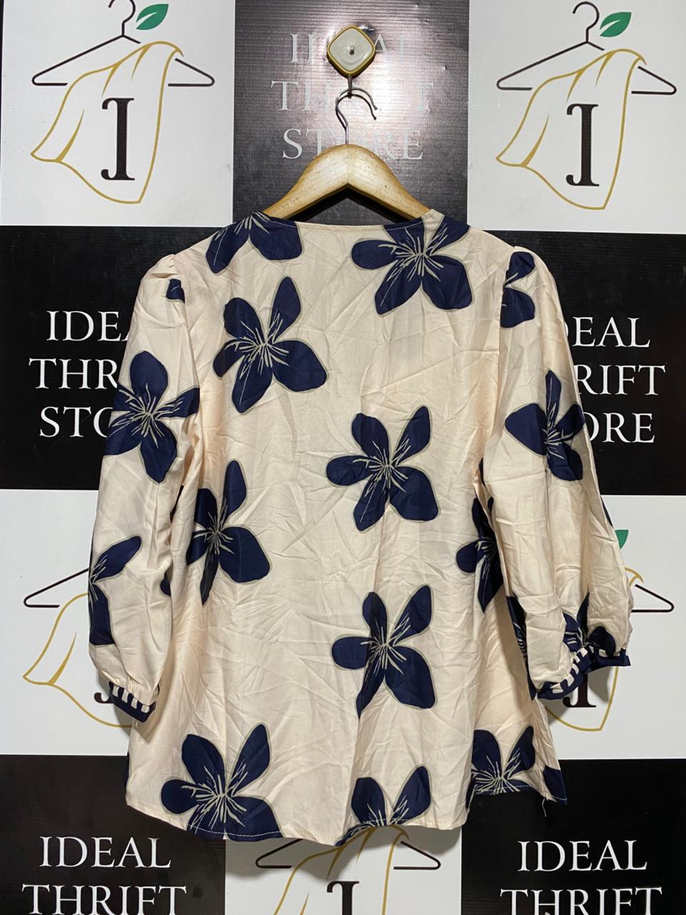 SHEIN CURVE |XL| BUST 22| B20| BOHO FLORAL PRINT V-NECK BLOUSE WITH CONTRAST TRIM