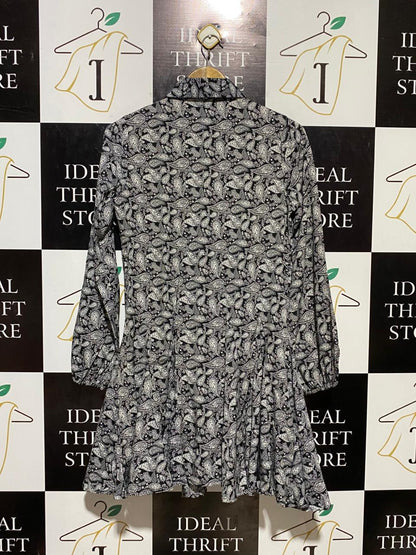 BLUE VANILLA |M| BUST 19| B21| MONOCHROME PAISLEY PRINT LONG SLEEVE MINI SHIRT DRESS