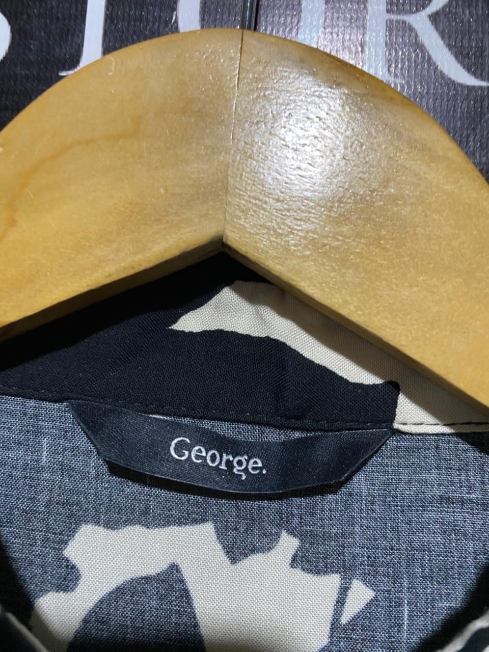 GEORGE |XL| BUST 25| B21| BOLD FLORAL PRINT BUTTON-DOWN SHIRT