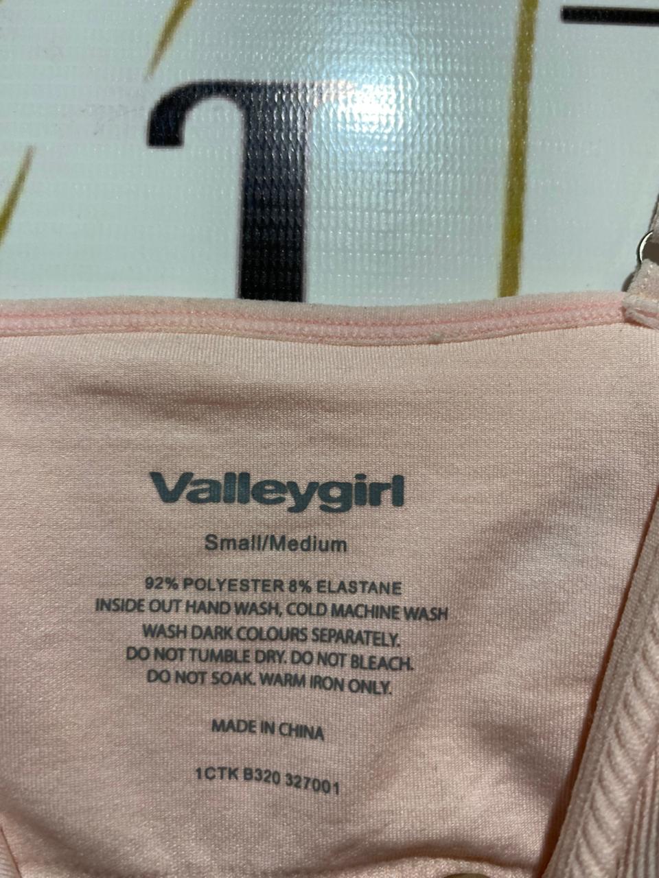 VALLEY GIRL |XS| BUST 13| B21| WOMEN'S SEAMLESS RIBBED CAMISOLE - SOFT PINK