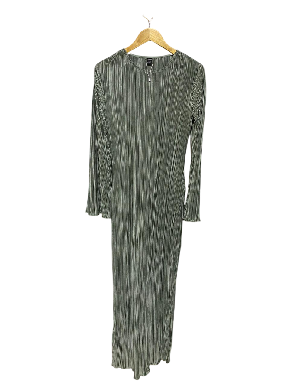 SHEIN |M| BUST 17| B22| SAGE GREEN PLISSÉ PLEATED LONG SLEEVE MAXI DRESS