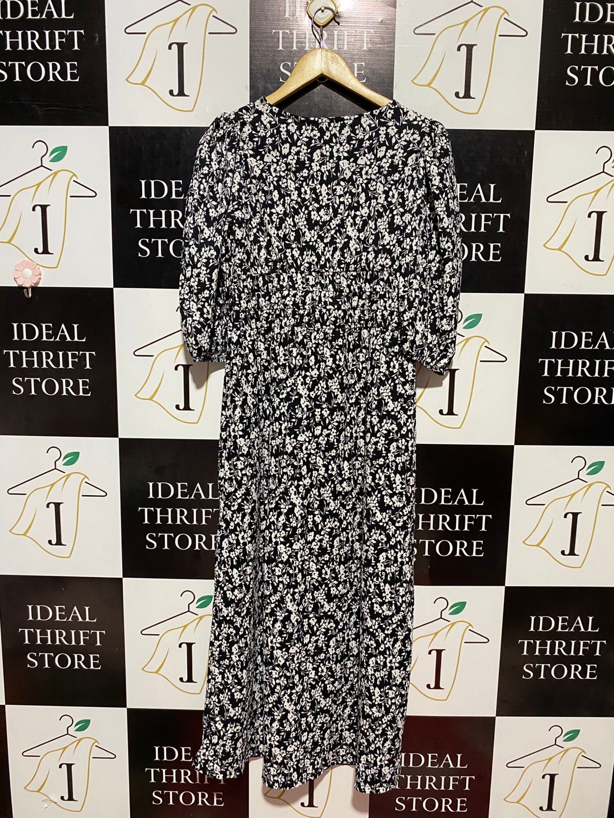 F&F |S| BUST 15| B22| ELEGANT BLACK AND WHITE FLORAL PRINT LONG MAXI DRESS WITH PUFF SLEEVES