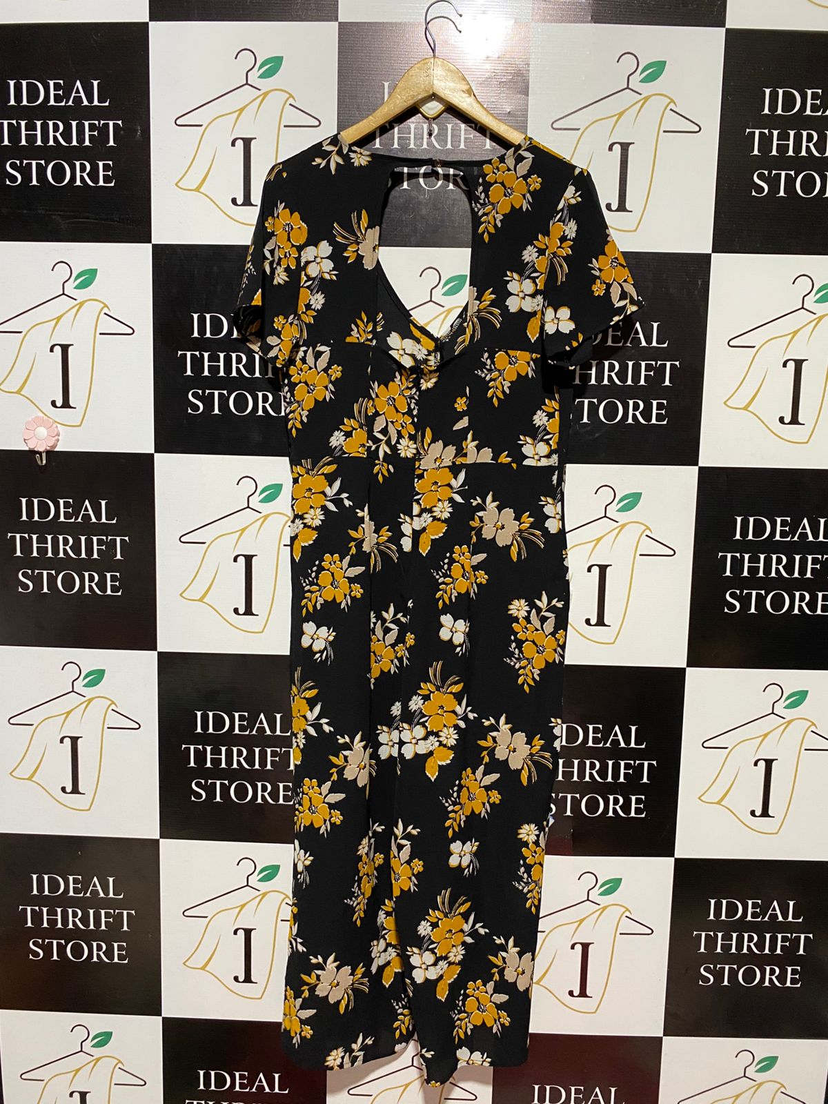 CAMEO ROSE |M| BUST 17| B22| BLACK FLORAL PRINT WIDE-LEG JUMPSUIT WITH CUT-OUT BACK DETAIL