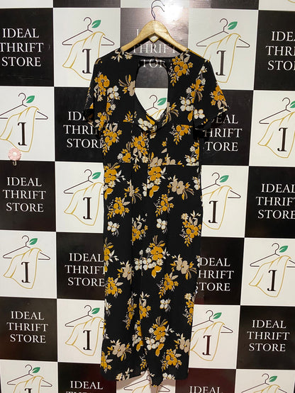 CAMEO ROSE |M| BUST 17| B22| BLACK FLORAL PRINT WIDE-LEG JUMPSUIT WITH CUT-OUT BACK DETAIL