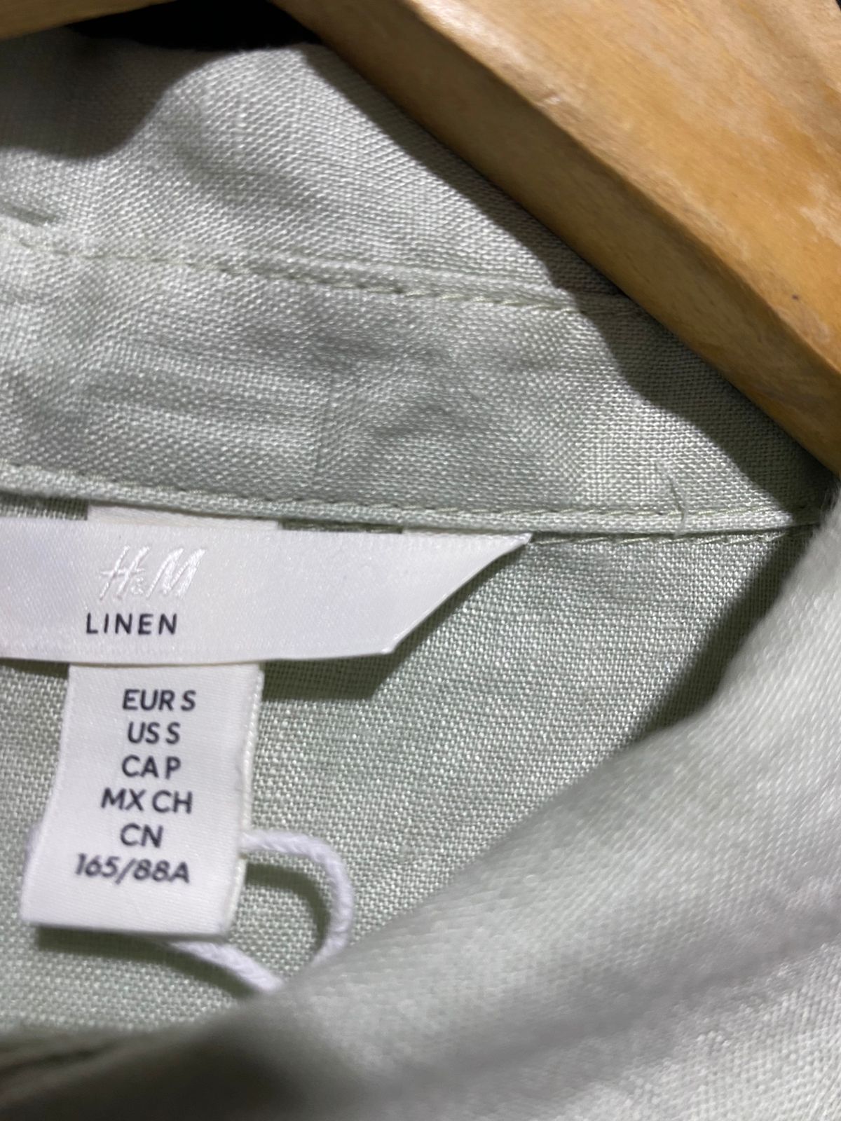 H&M |L| BUST 20| B22| CLASSIC PALE SAGE GREEN LONG SLEEVE BUTTON-DOWN LINEN BLEND SHIRT