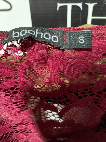 BOOHOO |XS| BUST 12| B22| ELEGANT MAGENTA FLORAL LACE OFF-THE-SHOULDER LONG SLEEVE BODYSUIT