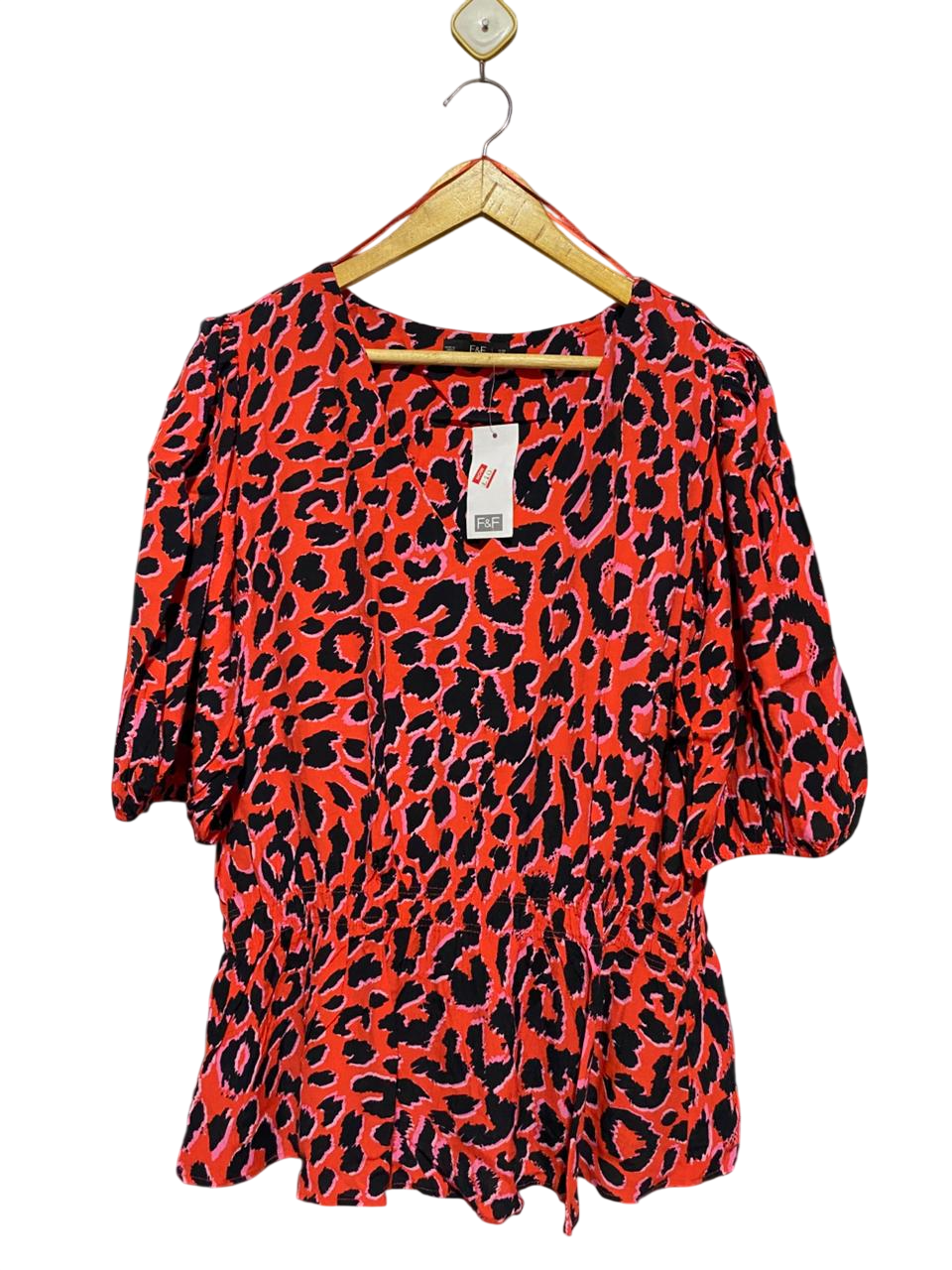 F&F |L| BUST 21| B22| BOLD RED LEOPARD PRINT PEPLUM TOP