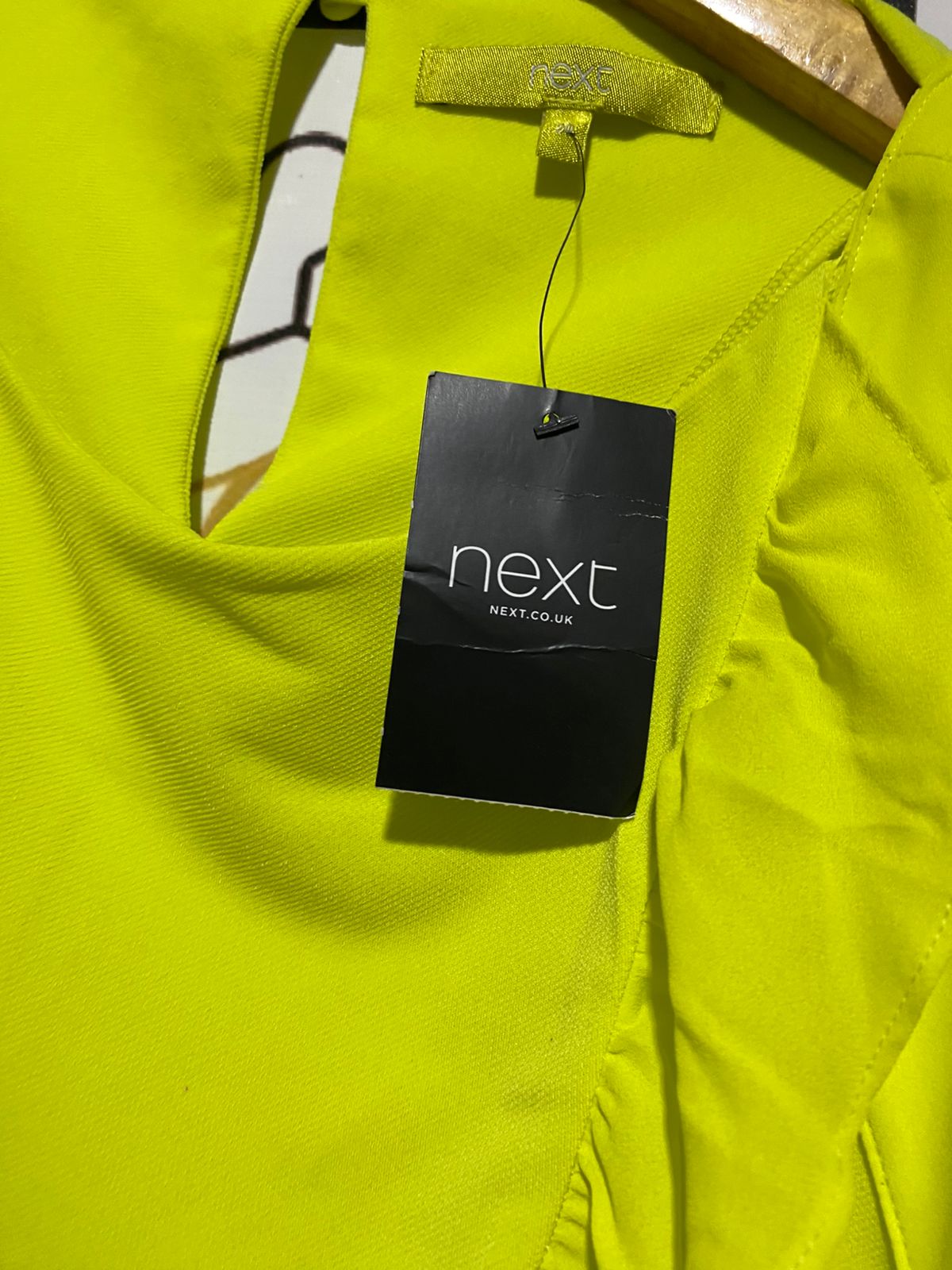 NEXT |XL| BUST 23| B23| VIBRANT NEON LIME SLEEVELESS RUFFLE TUNIC TOP