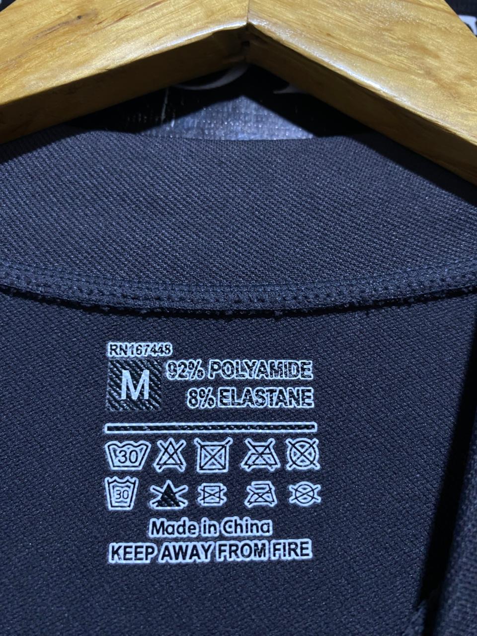 |M| BUST 14| B23| SLEEK CHARCOAL GREY SEAMLESS ZIP-UP PERFORMANCE JACKET