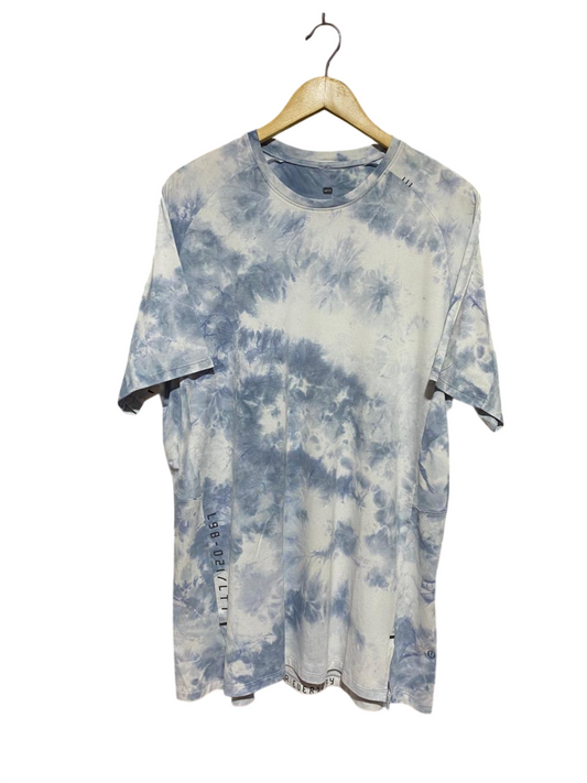 LULULEMON |XL| BUST 24| METAL VENT TECH SHORT SLEEVE SHIRT IN TIE-DYE BLUE