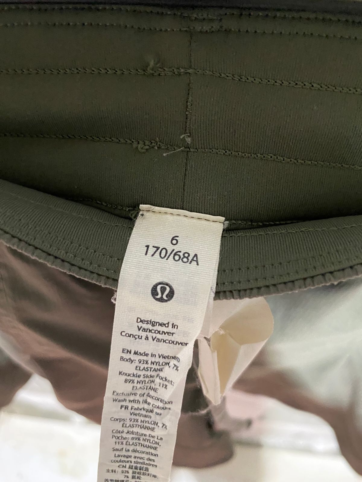 LULULEMON |M| WAIST 28| FAST AND FREE HIGH-RISE TIGHTS WITH REFLECTIVE DOTS