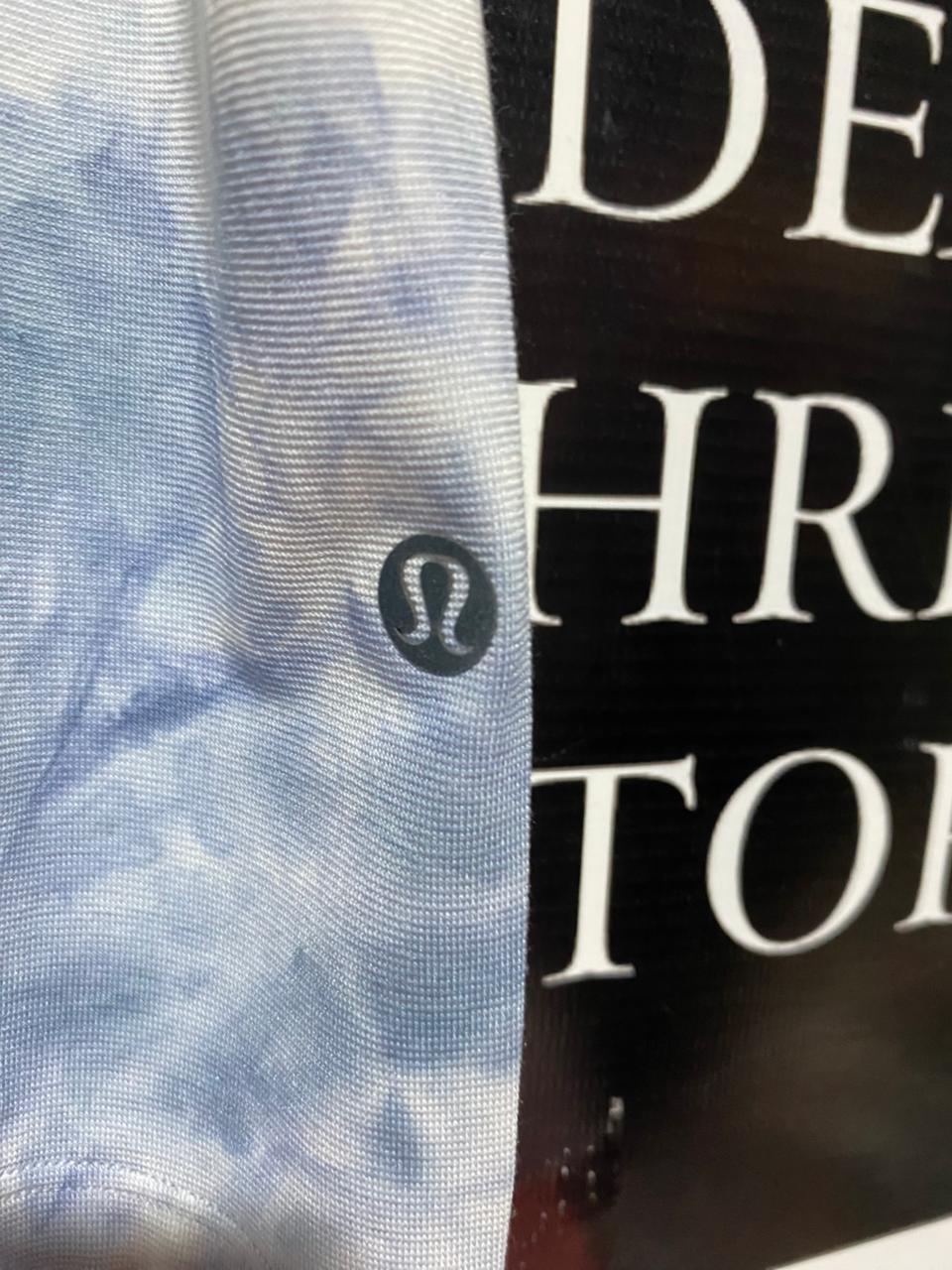 LULULEMON |XL| BUST 24| METAL VENT TECH SHORT SLEEVE SHIRT IN TIE-DYE BLUE