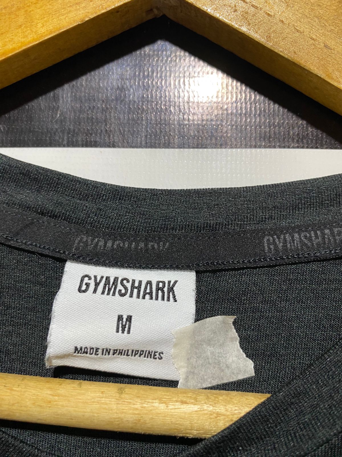 GYMSHARK |M| BUST 18| CRITICAL T-SHIRT - BLACK MARL