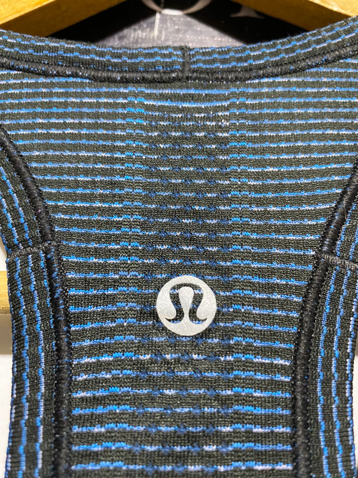 LULULEMON |XS| BUST 12| SWIFTLY TECH RACERBACK TANK TOP 2.0 - STRIPED GREY / BLACK