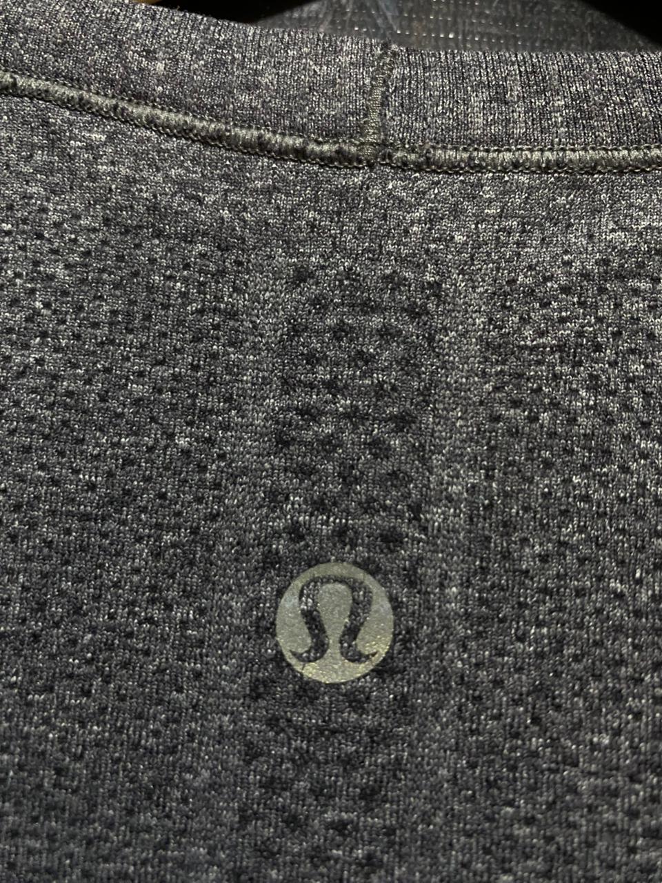 LULULEMON |M| BUST 16|SWIFTLY TECH SHORT SLEEVE 2.0 - DARK ANTHRACITE GREY ACTIVEWEAR