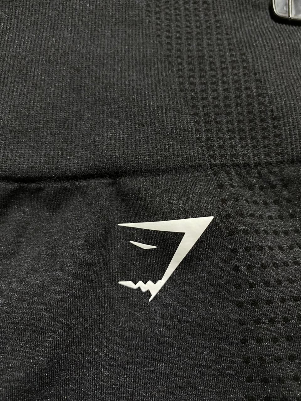 GYMSHARK  |XS| WAIST 22|  BLACK HIGH-WAISTED WORKOUT SHORTS
